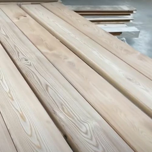 Доска террасная лиственница гладкая 28*142*6000, сорт АВС (0,852м2)